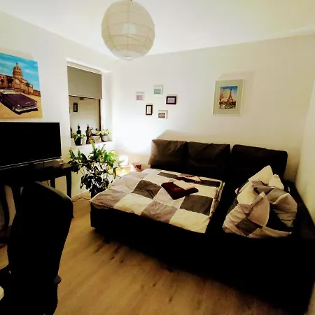 Moderne Nahe Koln * فريشن